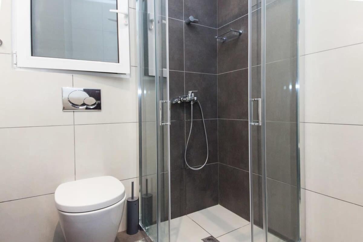 Appartement Elegant Urban Escape 1 Bd Apt In Kolonaki à Athènes Extérieur photo